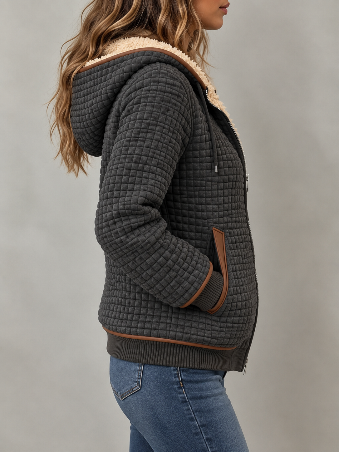 Della Sherpa Lined Hooded Quilted Jacket