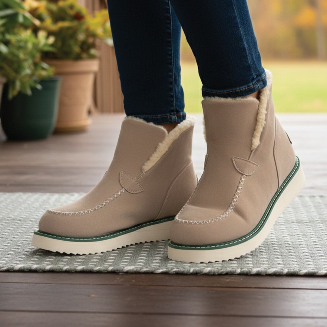 Astrid Fleece Lined Suede Wedge Winter Boots
